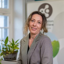 Accompagnant Educatif et Social (AES) 💁‍♀️ en MAS, c’est quoi ?